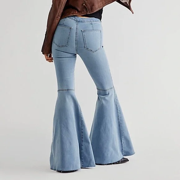 New with Tags Free People Just Float On Flare Jeans Bermondsy Blue - Picture 5 of 6